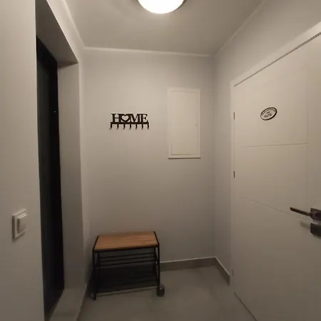 Pastelowy 40 Metrów Z Widokiem Na Ogród Apartament *