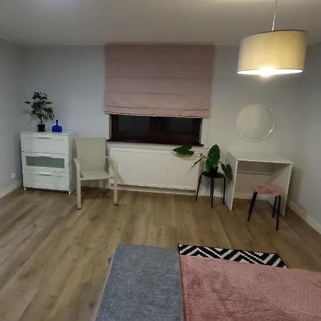 Apartamento Pastelowy 40 Metrów Z Widokiem Na Ogród Gdansk
