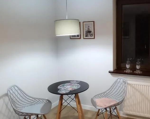 아파트 Pastelowy 40 Metrow Z Widokiem Na Ogrod 그단스크