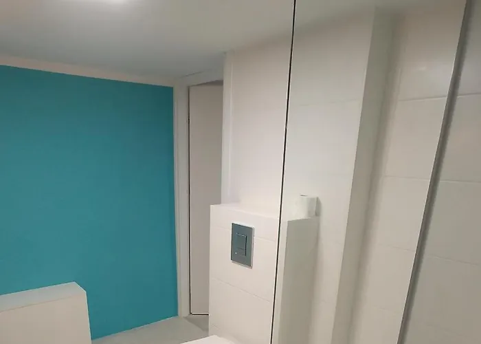 Pastelowy 40 Metrow Z Widokiem Na Ogrod 아파트 그단스크