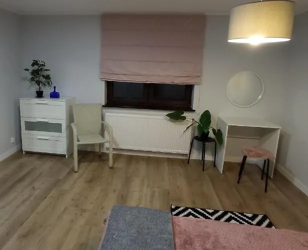 아파트 Pastelowy 40 Metrow Z Widokiem Na Ogrod 그단스크