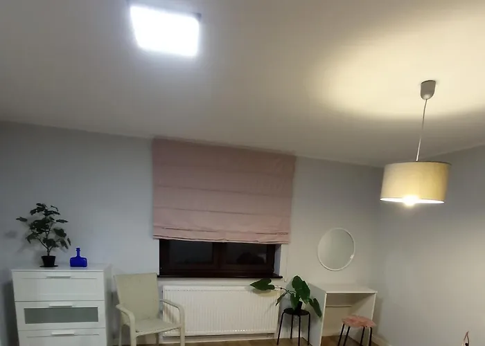 アパート Pastelowy 40 Metrow Z Widokiem Na Ogrod *