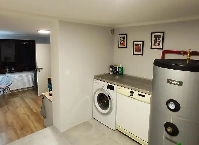 Pastelowy 40 Metrow Z Widokiem Na Ogrod